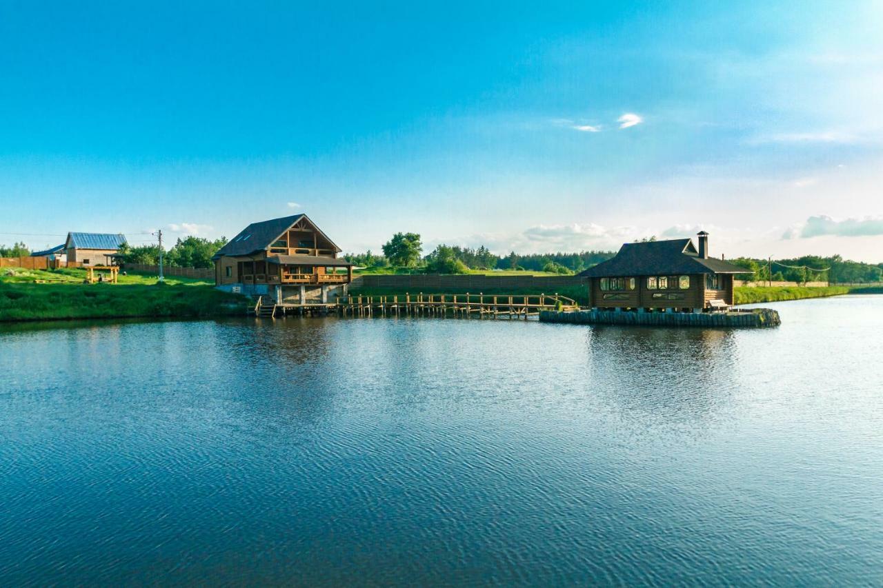 Guesthouse On The Lake With Bathhouse 70 Km From Kiev Makariv ภายนอก รูปภาพ